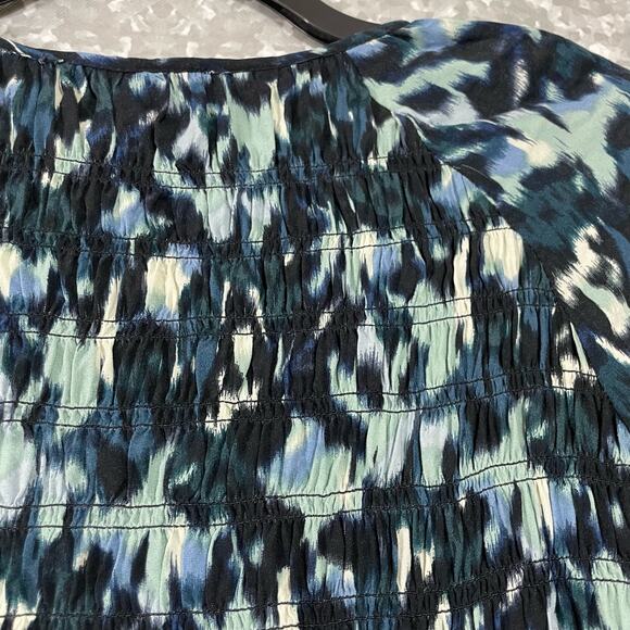 BeachLunchLounge Talia Blue Smocked Tunic Blouse - Size Small - Long Sleeves - Picture 7 of 9